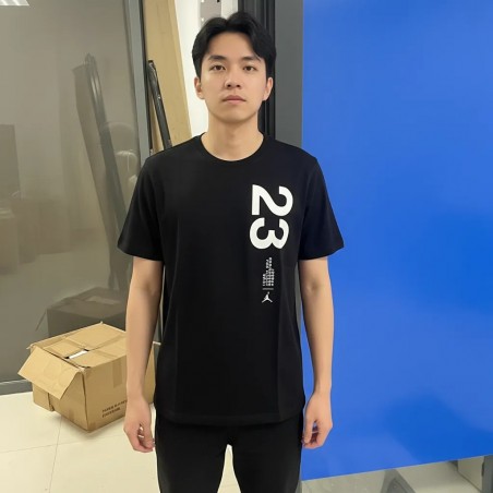 تي شيرت جرافيك للرجال